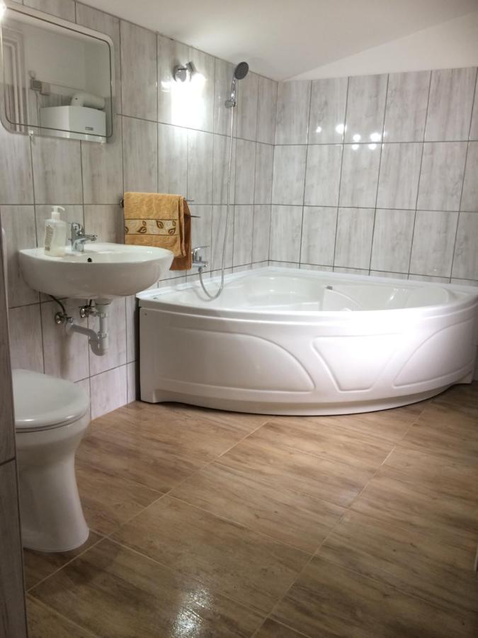Gadoros Vendeghaz Otel Egerszalók Dış mekan fotoğraf