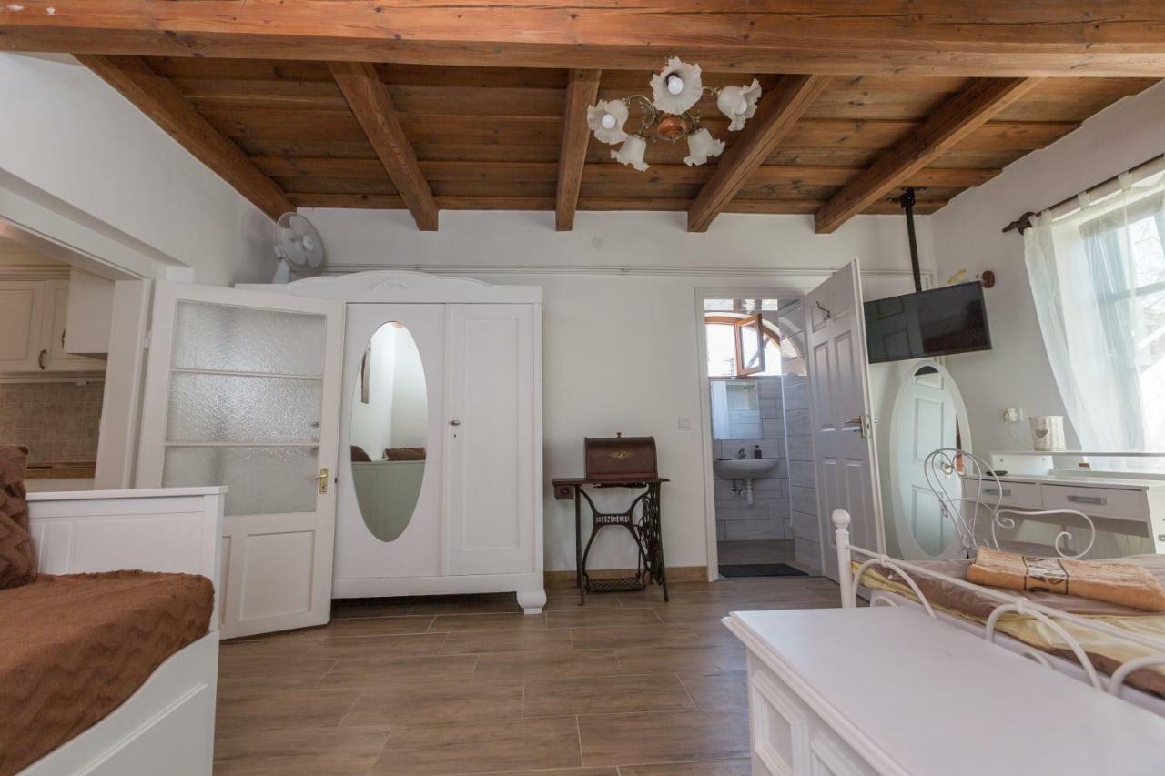 Gadoros Vendeghaz Otel Egerszalók Dış mekan fotoğraf