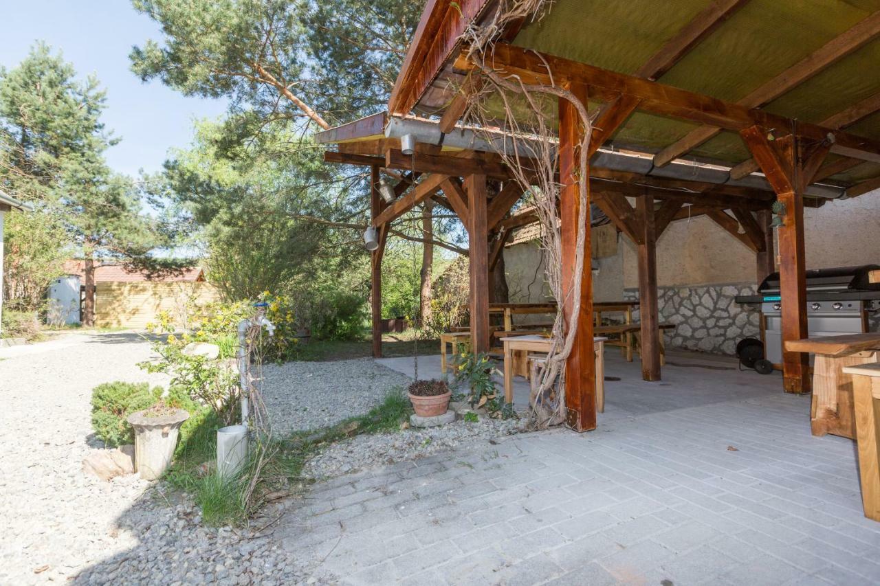 Gadoros Vendeghaz Otel Egerszalók Dış mekan fotoğraf