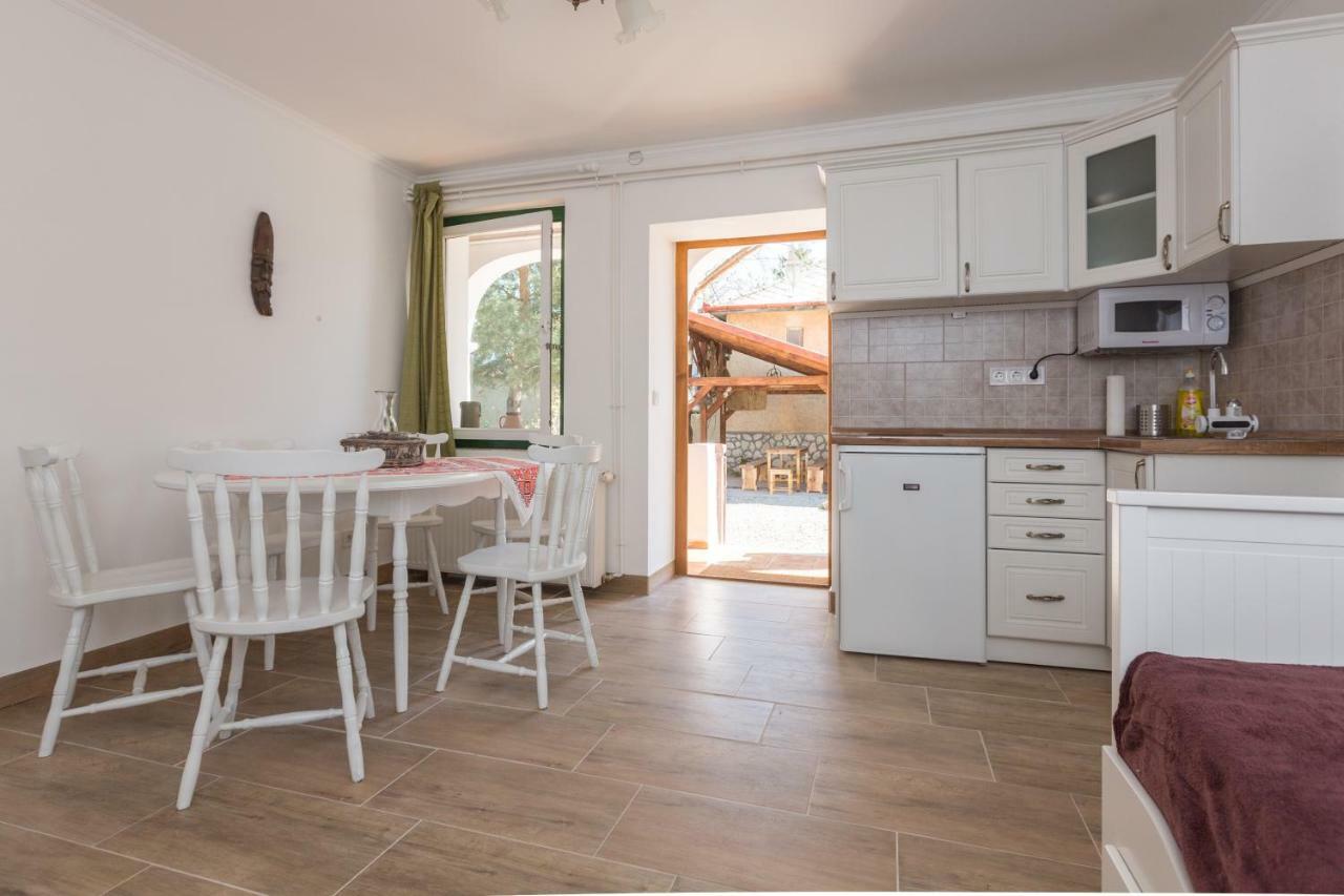 Gadoros Vendeghaz Otel Egerszalók Dış mekan fotoğraf