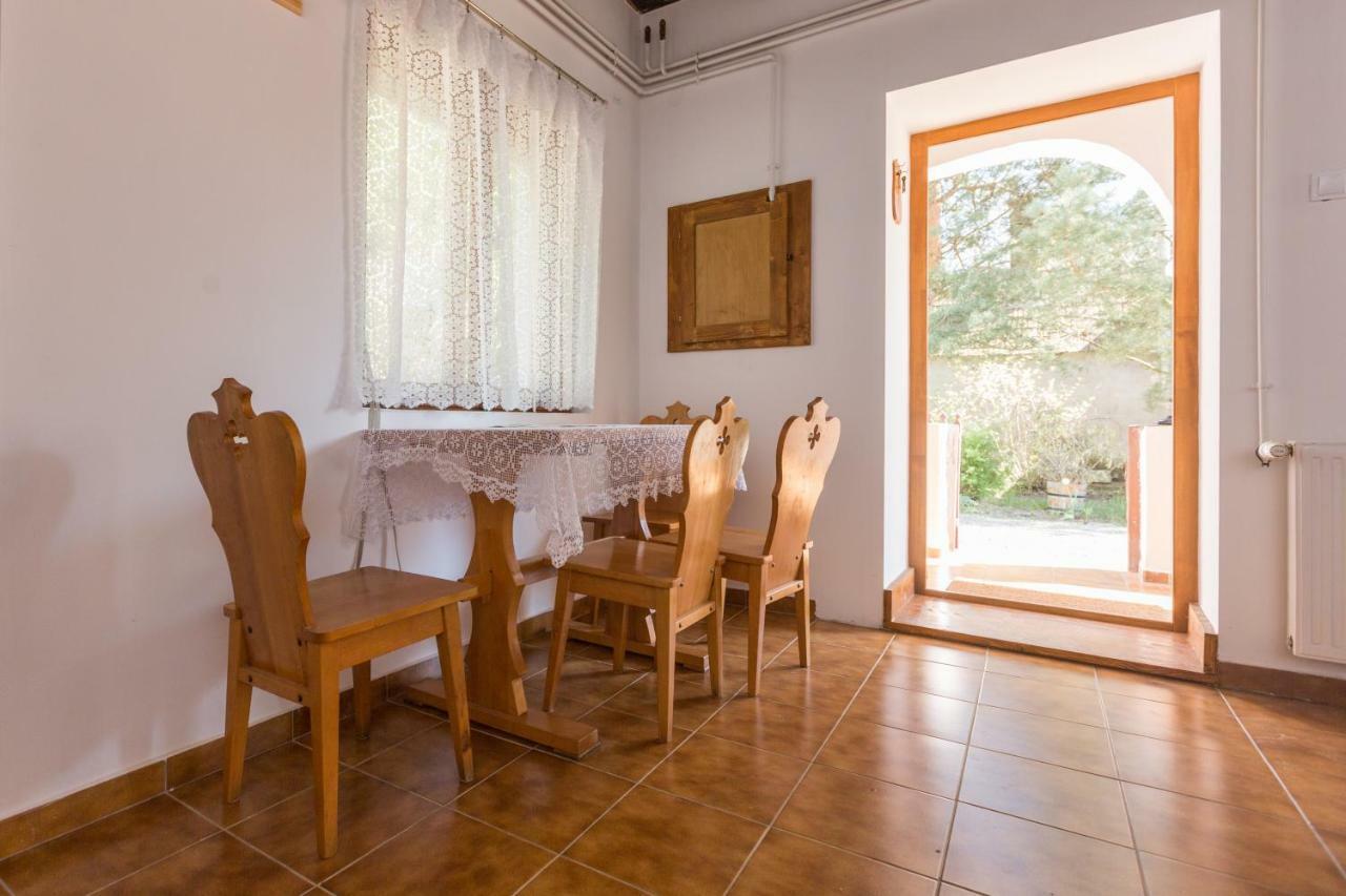 Gadoros Vendeghaz Otel Egerszalók Dış mekan fotoğraf