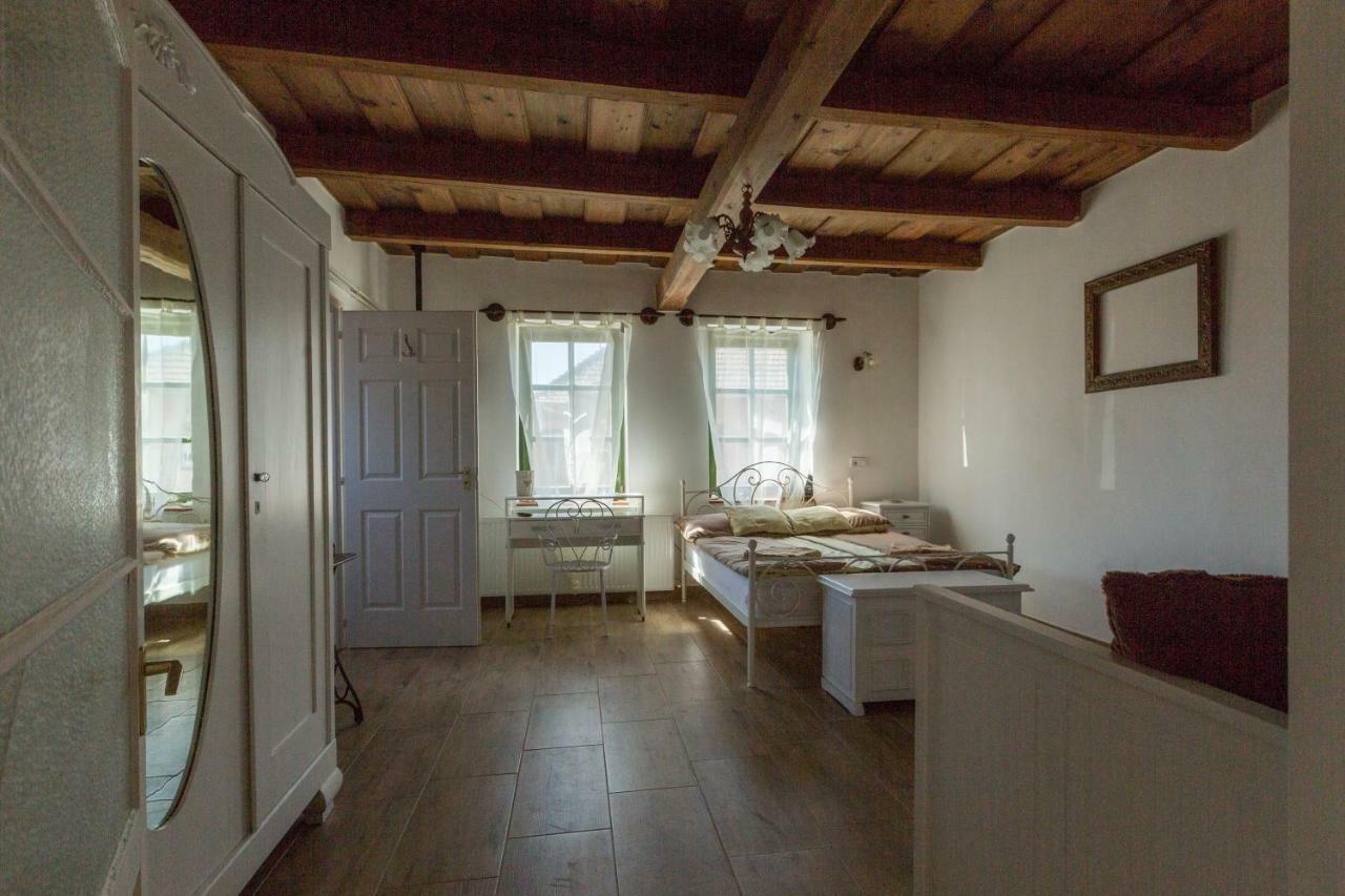 Gadoros Vendeghaz Otel Egerszalók Dış mekan fotoğraf