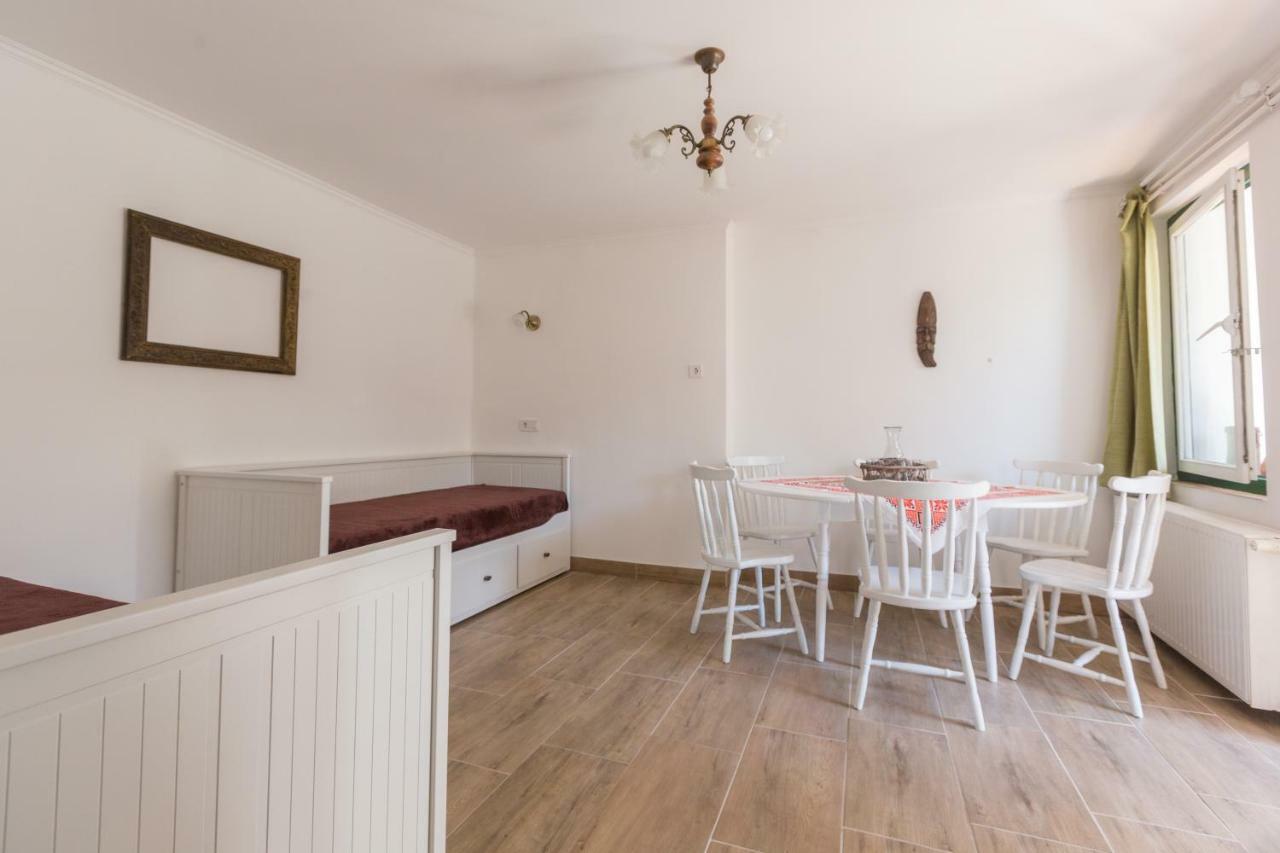 Gadoros Vendeghaz Otel Egerszalók Dış mekan fotoğraf