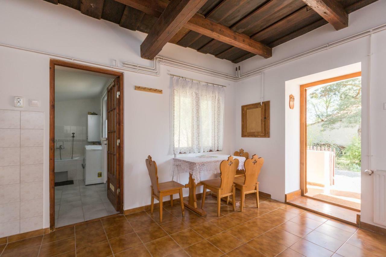 Gadoros Vendeghaz Otel Egerszalók Dış mekan fotoğraf