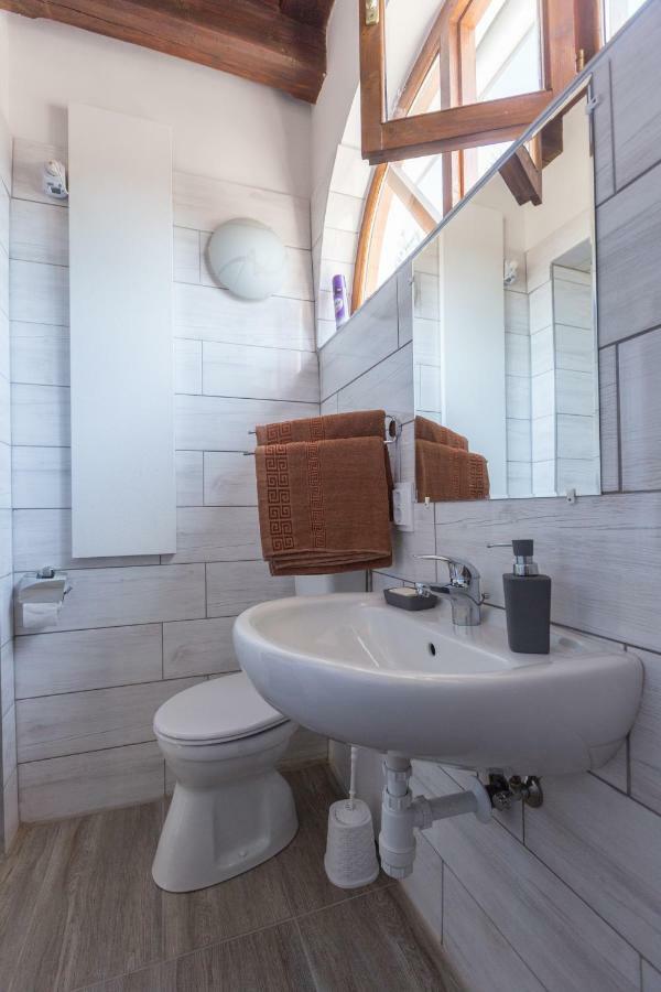 Gadoros Vendeghaz Otel Egerszalók Dış mekan fotoğraf