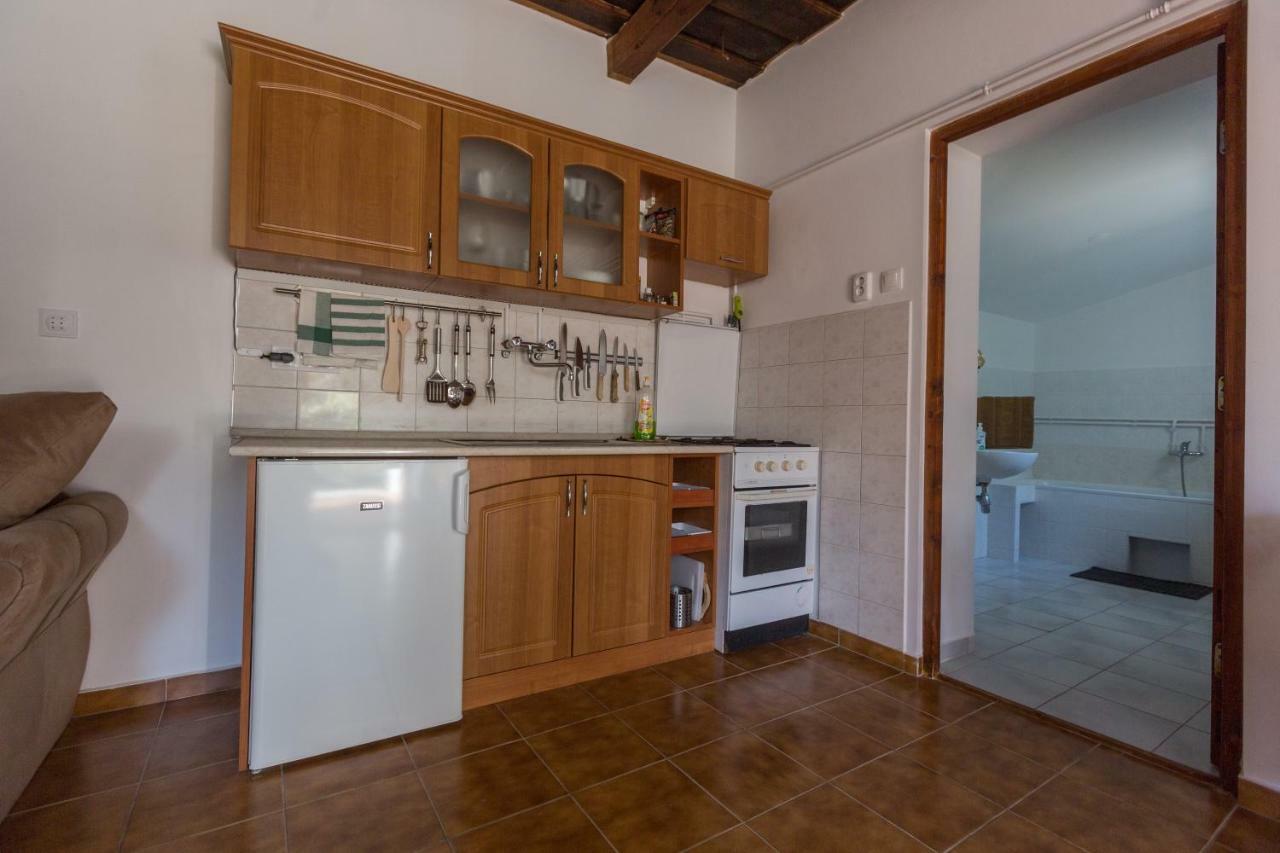 Gadoros Vendeghaz Otel Egerszalók Dış mekan fotoğraf