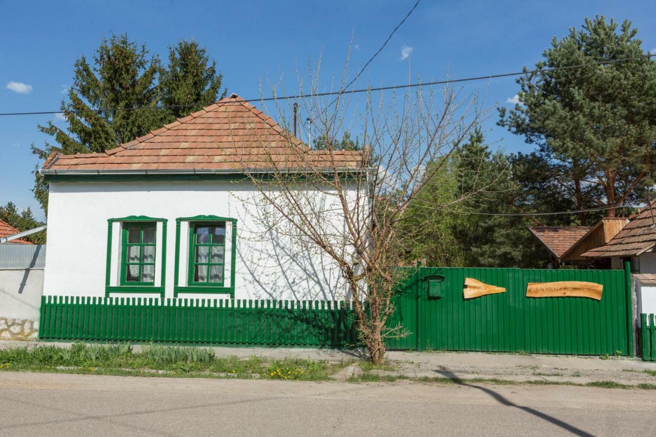 Gadoros Vendeghaz Otel Egerszalók Dış mekan fotoğraf